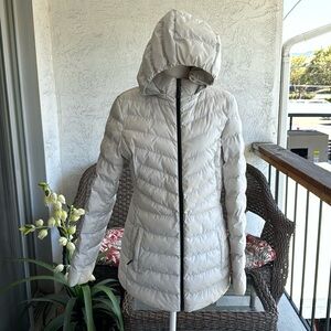 32 Degrees Heat Women’s Puffy Hooded Jacket size Small